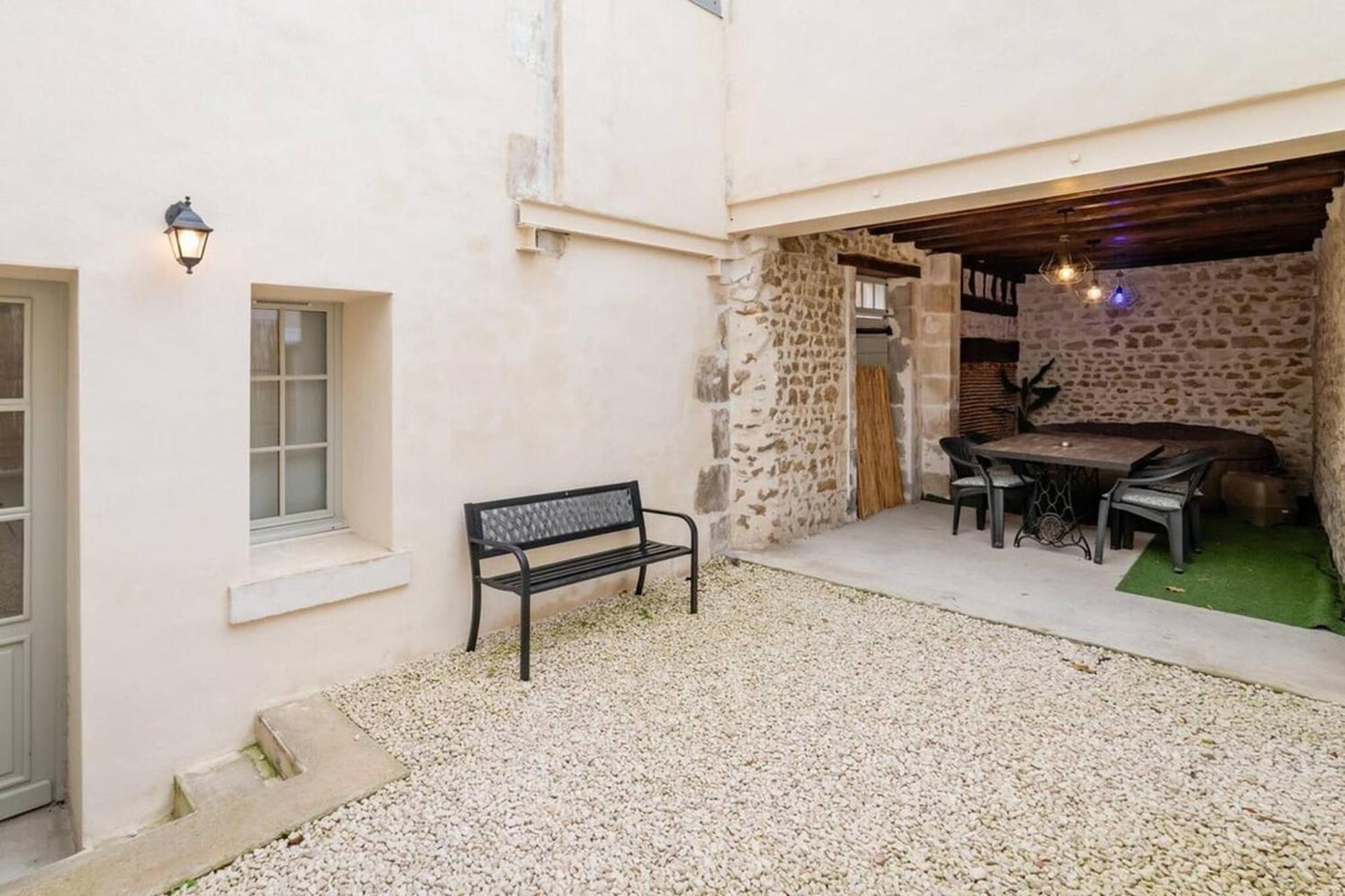 Villa Biau - Sejour A Auxerre Exterior foto